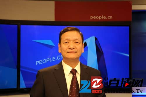 教育部官员：在认定学生经济状况时，绝对禁止演讲比穷