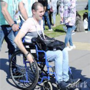 【聚焦俄罗斯世界杯】令人感动的残疾人球迷