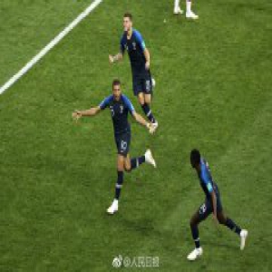 重回巅峰！法国队捧起大力神杯