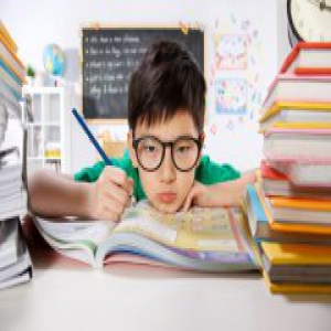 花费半年工资，这位妈妈给孩子报了11个暑期培训班！一句话让所有家长都慌了