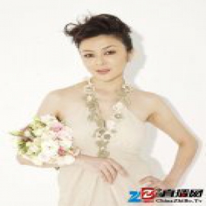 “一代女神”关之琳，不老的是容颜，不变的是慈善之心