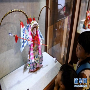 “青蓝门径·福建青年艺术家雕刻作品展”在福州展出