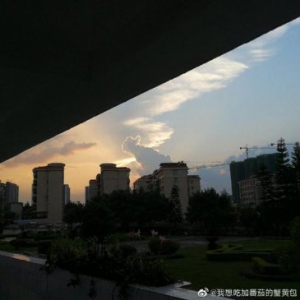 再见！高三，加油！明天