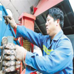 环卫工也能成为“大工匠” ——记沧州市运河区环境卫生管理站站长、党支部书记李德