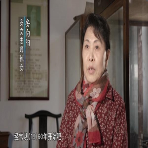 “赶大营”后裔哭着看完《赶大营》：缅怀先辈 慰藉心灵