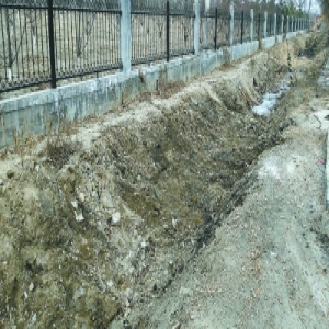 通州董村西北角排水沟变干净 村民心情舒畅