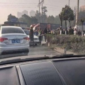 真相来了!成都传媒辟谣杀人实为车祸 发帖人已被警方教育训诫