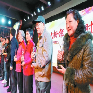 36年“薪火相传” 大栅栏评出身边学雷锋榜样