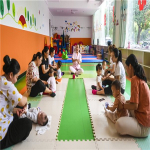 河北衡水：残疾预防日关爱儿童