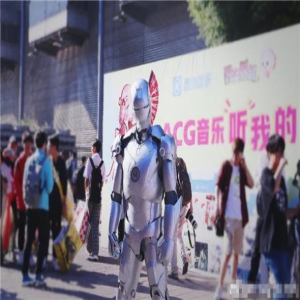 汪东城cos钢铁侠现身酷狗蘑菇上海站 装甲特效简直帅爆