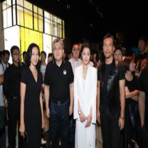“侠女”殷桃展现坚韧勇敢新态度