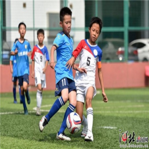 让校园足球之路越走越宽