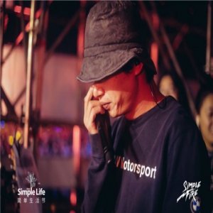 近四万观众齐聚狂欢 李宗盛朴树携众星开唱