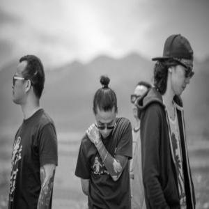 痛仰乐队20周年演唱会开启！ “点石成金”元旦夜绽放京城