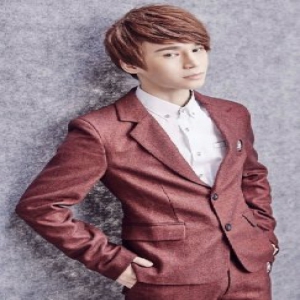 陈奕天新电影《侣行攻略》化身爱情顾问 饰演男主发小