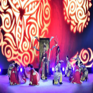 陈奕天借鉴蔡依林创作超长节目 回顾爸妈的不易为爸妈写歌