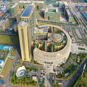 这届网友太皮了！总投资15.56亿大楼遭吐槽：像马桶