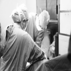 “最美女儿”琳琳割取16到18个手掌大的皮肤