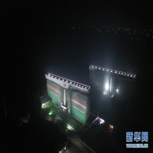 京雄城际铁路跨津保铁路桥梁转体完成