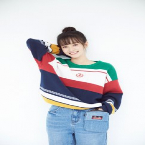 胡意旋冬日写真释出 鬼马少女萌趣表情吸睛