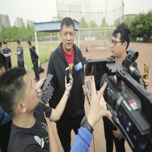 巩晓彬痛下决心要改变现状——把山东男篮“拧成一股绳”