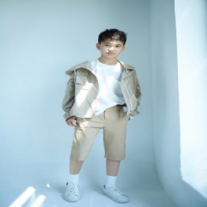 《头号玩家》赵家正全新写真曝光 尽显无限少年力