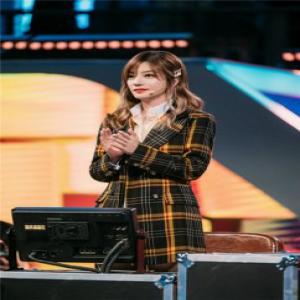 《演员请就位》赵薇尽展“严导风范”