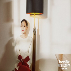 王媛可深秋写真曝光 质感大片展古典气质