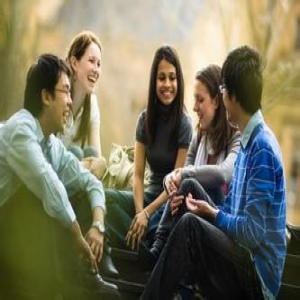 教育时评：大学生就业难根在供需错位