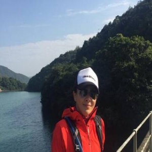 刘嘉玲晒照感谢粉丝 不过墨镜上的马赛克是…(图)