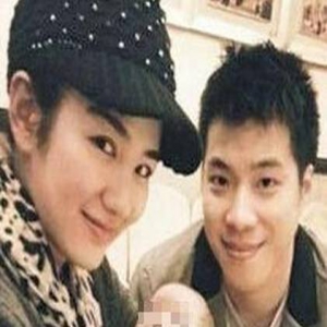 又撕！黄毅清发长文再轰黄奕：教不好女儿就别束缚她