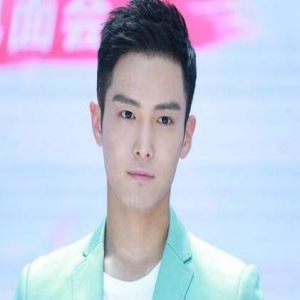 盛一伦遭经纪公司反告 发声明斥其单方面解约