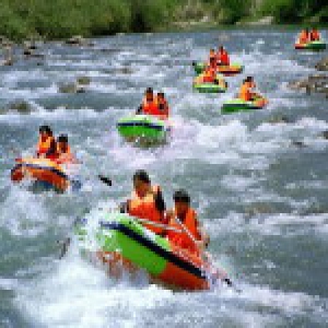 男子救漂流同伴溺亡 官方：救好友非见义勇为