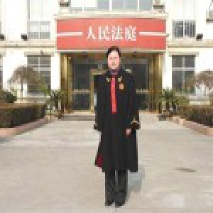 80后女法官“诗意判决书”走红：众里寻他千百度