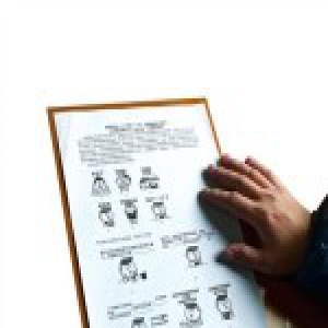 成都高三老师自制表情包试卷火爆网络 专家点赞