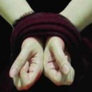 山东一高三学生自导绑架案向父母勒索十万元