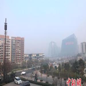 西安持续雾霾 周一中小学停课