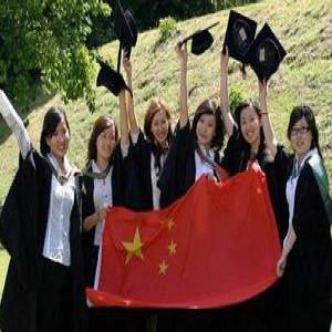 双语：中国成全球留学生最多国家