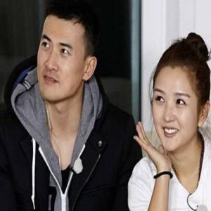 知情人曝何洁赫子铭闹离婚：没人出轨，是性格不合