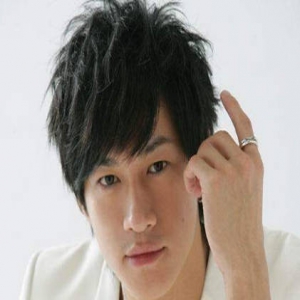 何润东娇妻不急备孕：他年过40还是一条“龙”