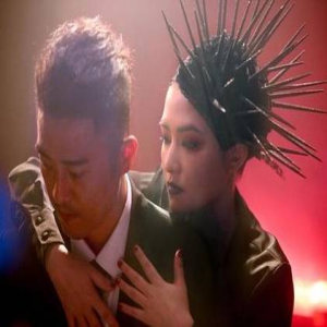 范晓萱化身冷艳女神 “海胆头”造型辣眼睛(图)