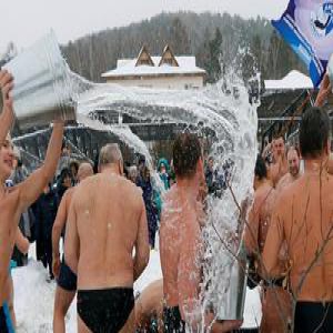 双语：俄罗斯多人饮用沐浴露已致49人身亡