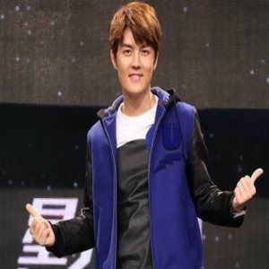 吴克群疑埋怨与赌王千金恋爱4年仍不懂他