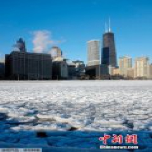 美国数日低温 密歇根湖结冰