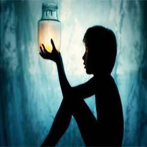 外国小伙患自闭症 5岁听懂外语现掌握56门语言