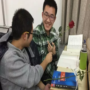 平安夜各高校调查：今晚只想和女友学习