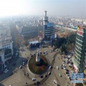 河南百余座汉墓遭破坏 开发商称“考古跟迁坟一个样”