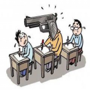 湖南官员充当领导替考“枪手”被免 涉事8人受处分