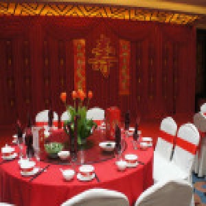 云南一村“制止”八旬老翁寿宴 媒体：凑数式反腐