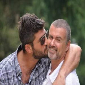 乔治·迈克尔男友发文悼念：早晨醒来发现他死在床上